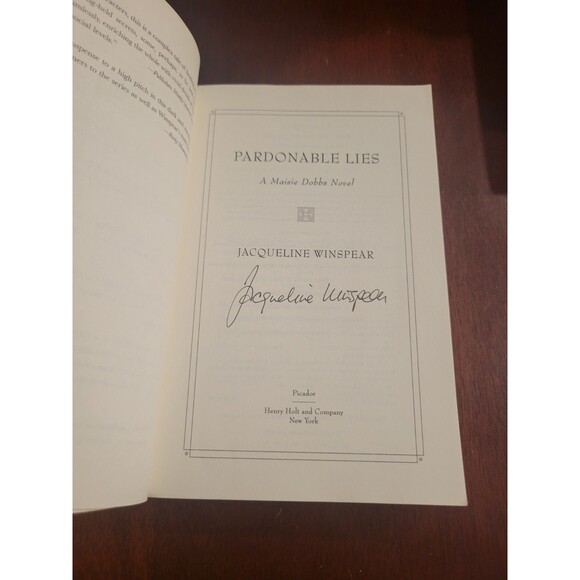 Pardonable Lies Maisie Dobbs Novel by Jacqueline Winspear SIGNED 2006 Paperback - Picture 3 of 5
